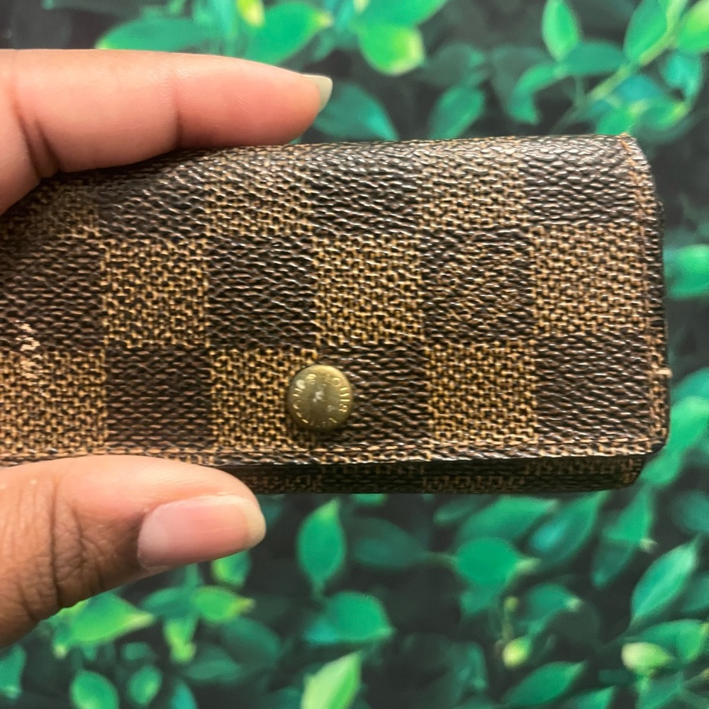 Lv damier ebene keyholder